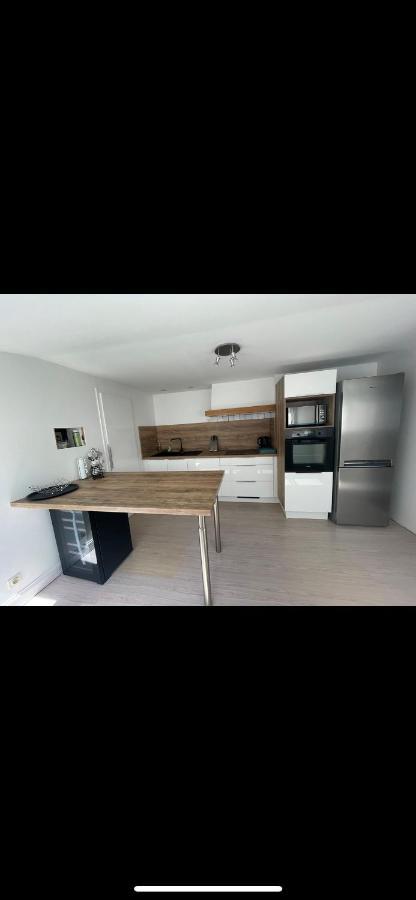 Charmant Appartement Avec Terrasse Entre Centre-Ville Et Plages De Concarneau Buitenkant foto